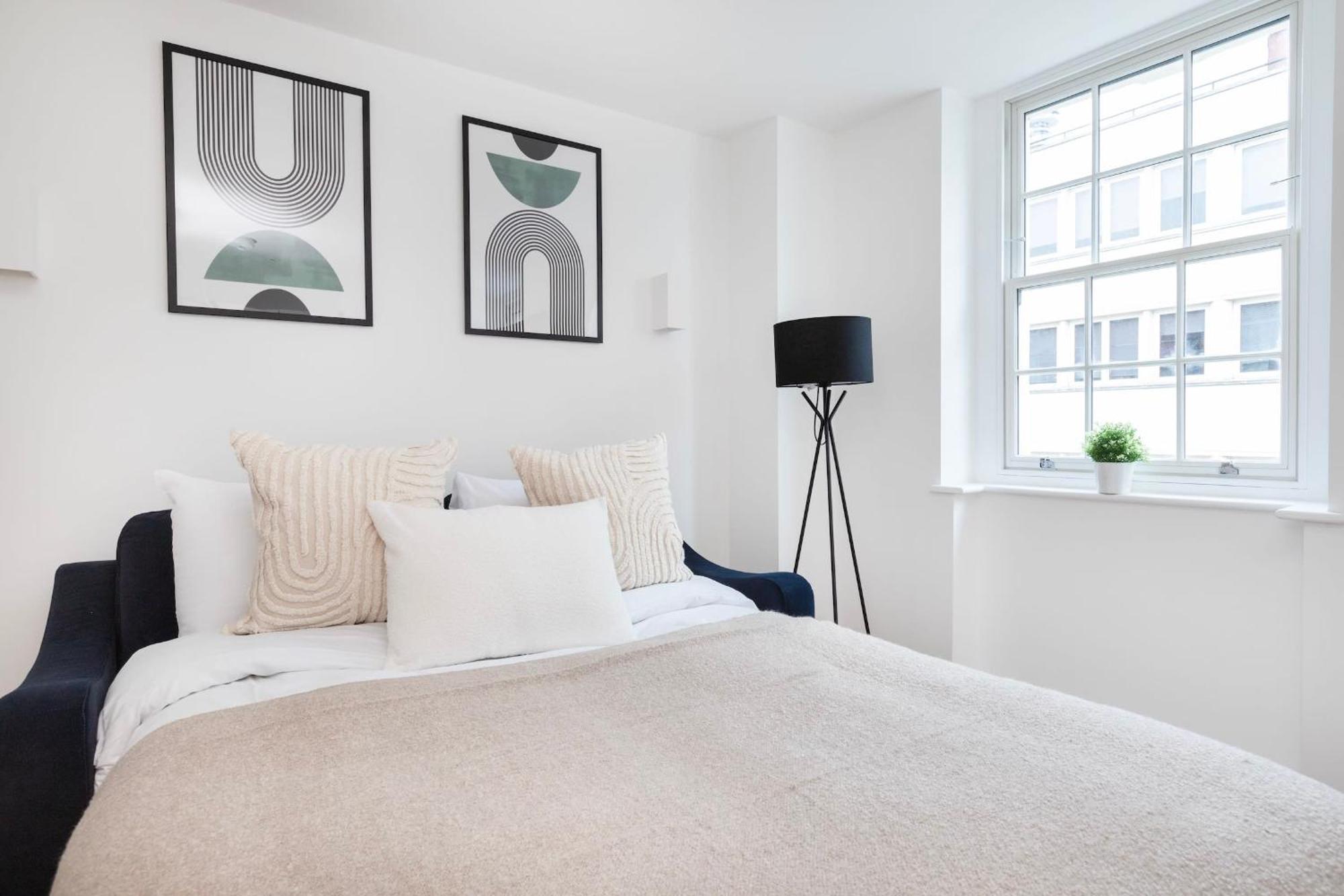 Fitzrovia With Balcony - Cityapartmentstay * Londra